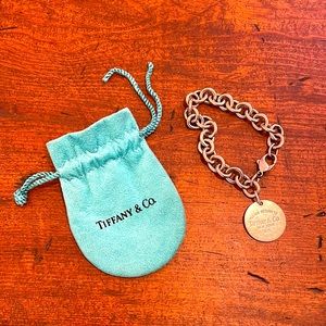 Tiffany & Co Round Tag Return to Tiffany Bracelet